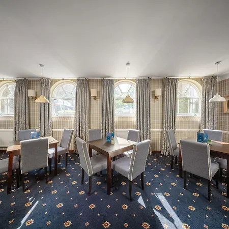 The Clarendon Hotel-3