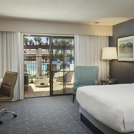 Hilton Santa Barbara Beachfront Resort-3