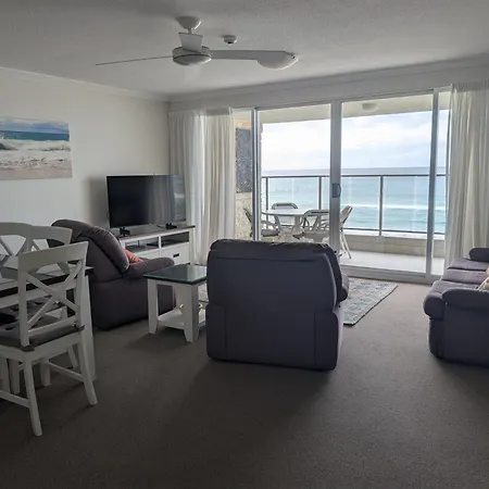 Pacific Surf Absolute Beachfront Apartments-2
