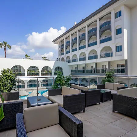 Side Aluna Hotel-2