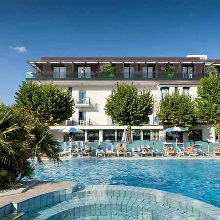 Hotel Paris Resort-3