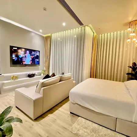 Arom Wongamat Pattaya-2