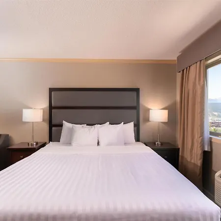 Prestige Radium Hot Springs Resort, Worldhotels Crafted-2