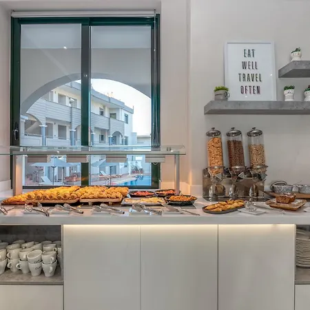 Christina Beach Hotel-3