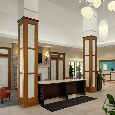 Hilton Garden Inn Stony Brook-3