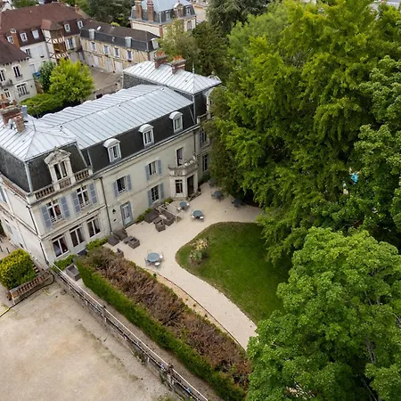 Logis Hotel Les Marechaux-2
