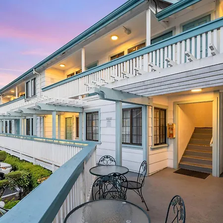 Arbor Inn Monterey-2