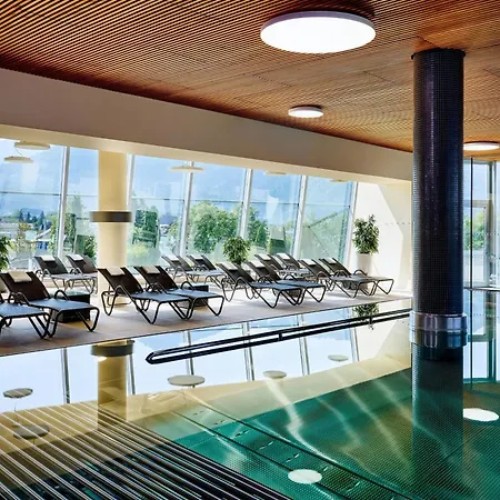 Four Points By Sheraton Panoramahaus Dornbirn-2