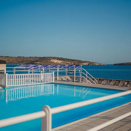 Gillieru Harbour Hotel-2