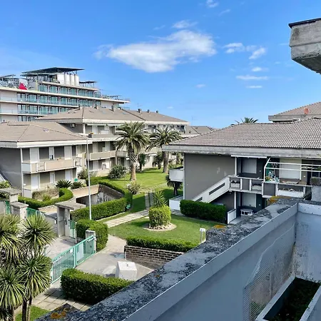 Residence Leonardo Sul Mare-3