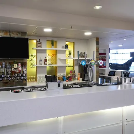 Hampton By Hilton Liverpool John Lennon Airport-3