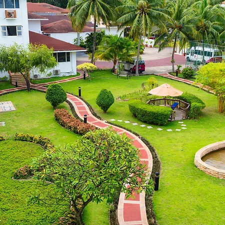 Hulhule Island Hotel- Private Beach Access & Airport Pick-Up And Drop-3