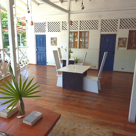 Lizard King Hotel & Suites-3