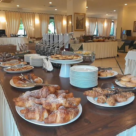 Hotel Villa Ombrosa-3