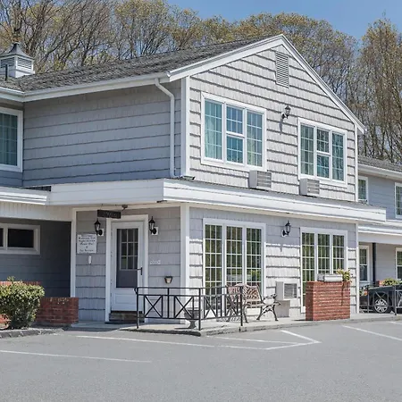 Rodeway Inn Waterford - New London-3