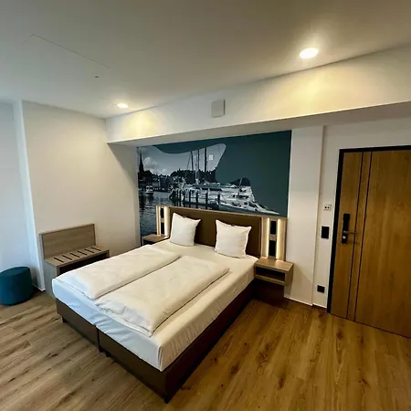 Central Hotel-3