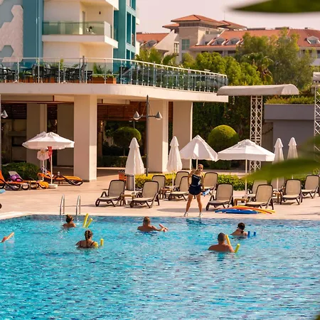 Commodore Elite Suites & Spa (Adults Only)-3