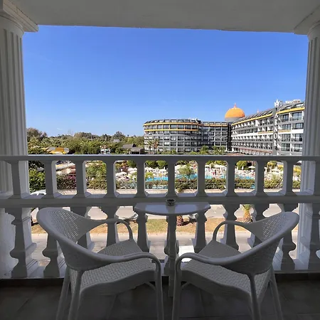 Conny'S Hotel (Adults Only)-3
