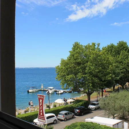 Kriss Internazionale Hotel-3