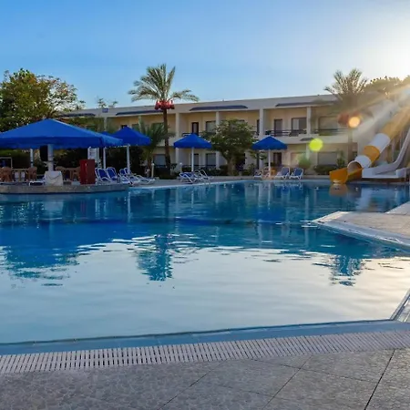 Cataract Resort & Aqua Park Naama Bay-2