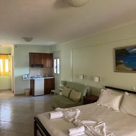 Palm Trees Hotel-2