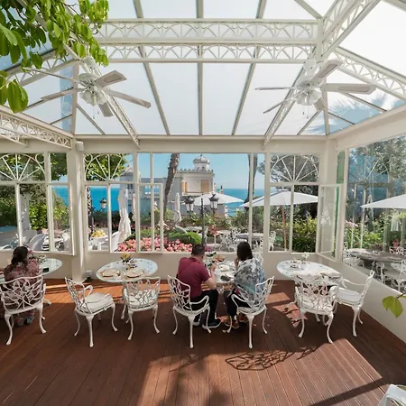 Luxury Villa Excelsior Parco-2