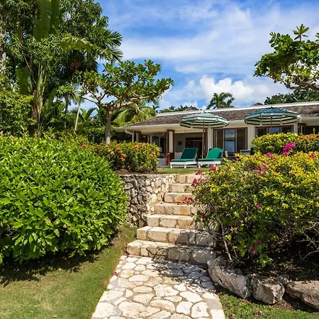 Round Hill Hotel & Villas-3