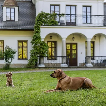 Dwor Kombornia Hotel&Spa-2
