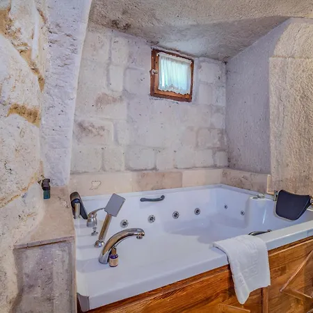 Castle Cave Hotel-2