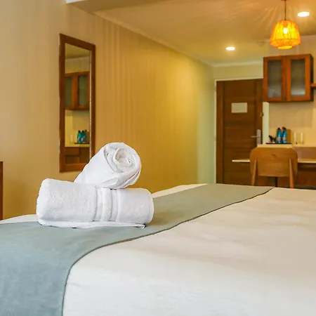 Majestic City Suites & Beach Hotel-3