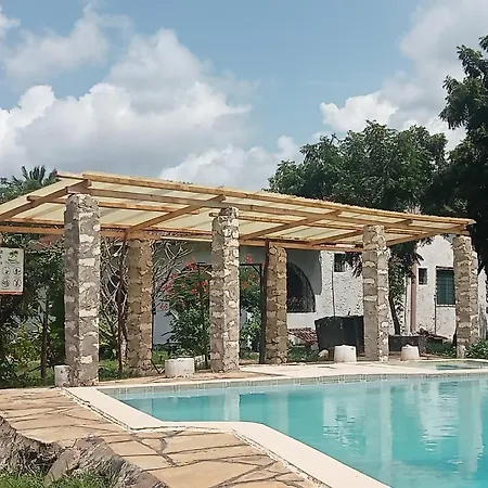Fred Hunter Villa-3