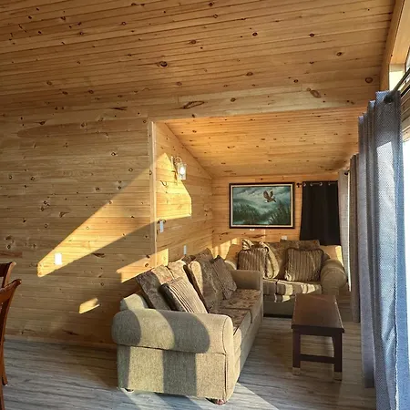 Glen Garry Motel And Cottages-2