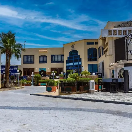 Cataract Resort & Aqua Park Naama Bay-3