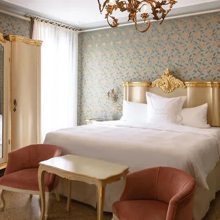 Hotel Flora - By Romanelli Family-3