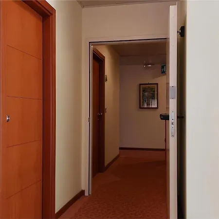 Hotel Condor-2