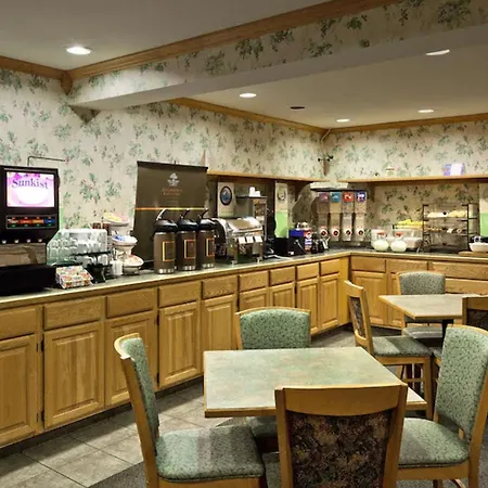 Holiday Inn Express & Suites Port Washington By Ihg-2