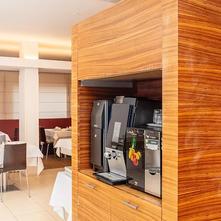 Hotel Martini-2