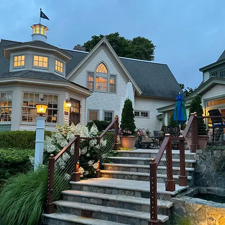 The Winstead Inn-3