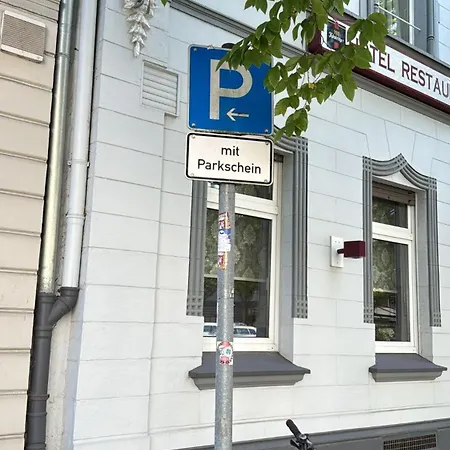Stadt-Gut-Hotel Zum Rathaus-3
