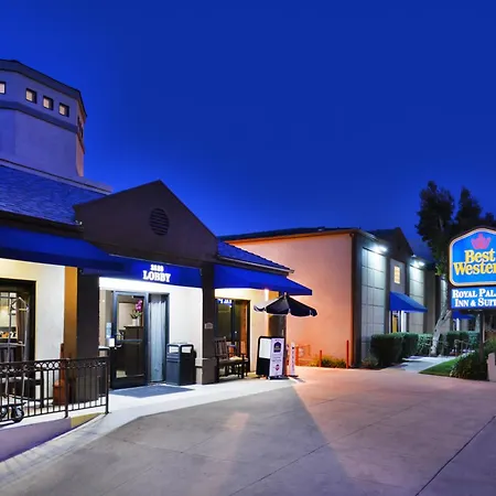Best Western Royal Palace Inn & Suites-3