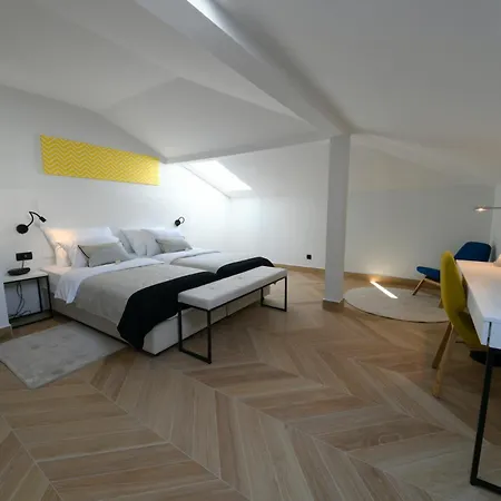 Aparthotel Milenij-3