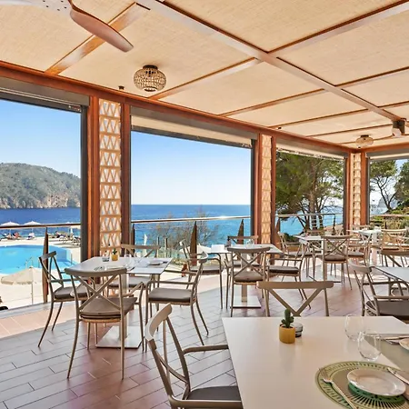 Bahia Suites Camp De Mar-3