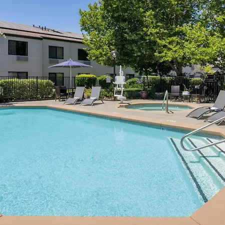 Courtyard By Marriott Vacaville-2