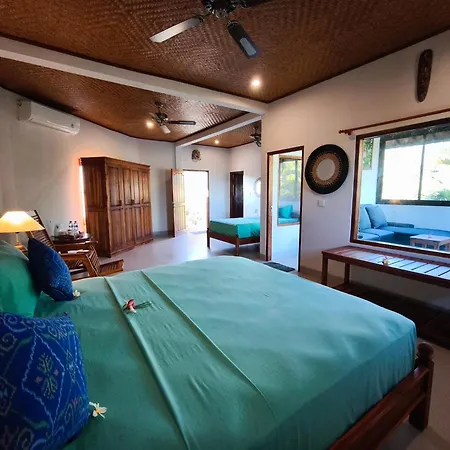 1000 Dream Bungalow-2