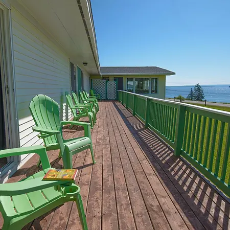 Cabot Trail Motel-3