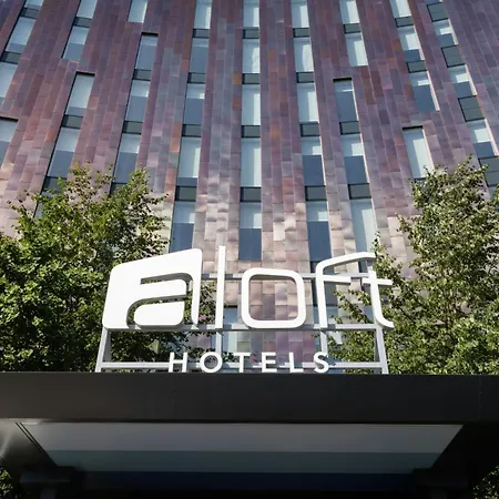 Aloft By Marriott London Excel-3
