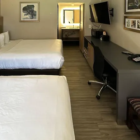 Country Inn & Suites By Radisson, Monterey Beachfront-Marina, Ca-3