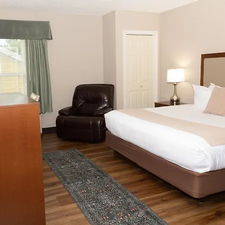 D. Hotel Suites & Spa-2