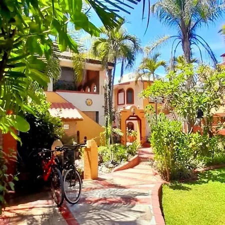 La Paloma Oceanfront Retreat-2