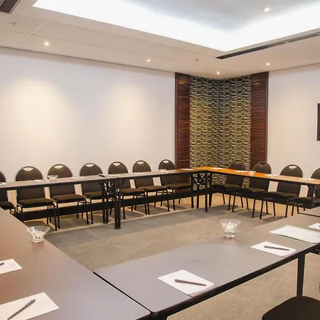 Premier Hotel East London Icc-3